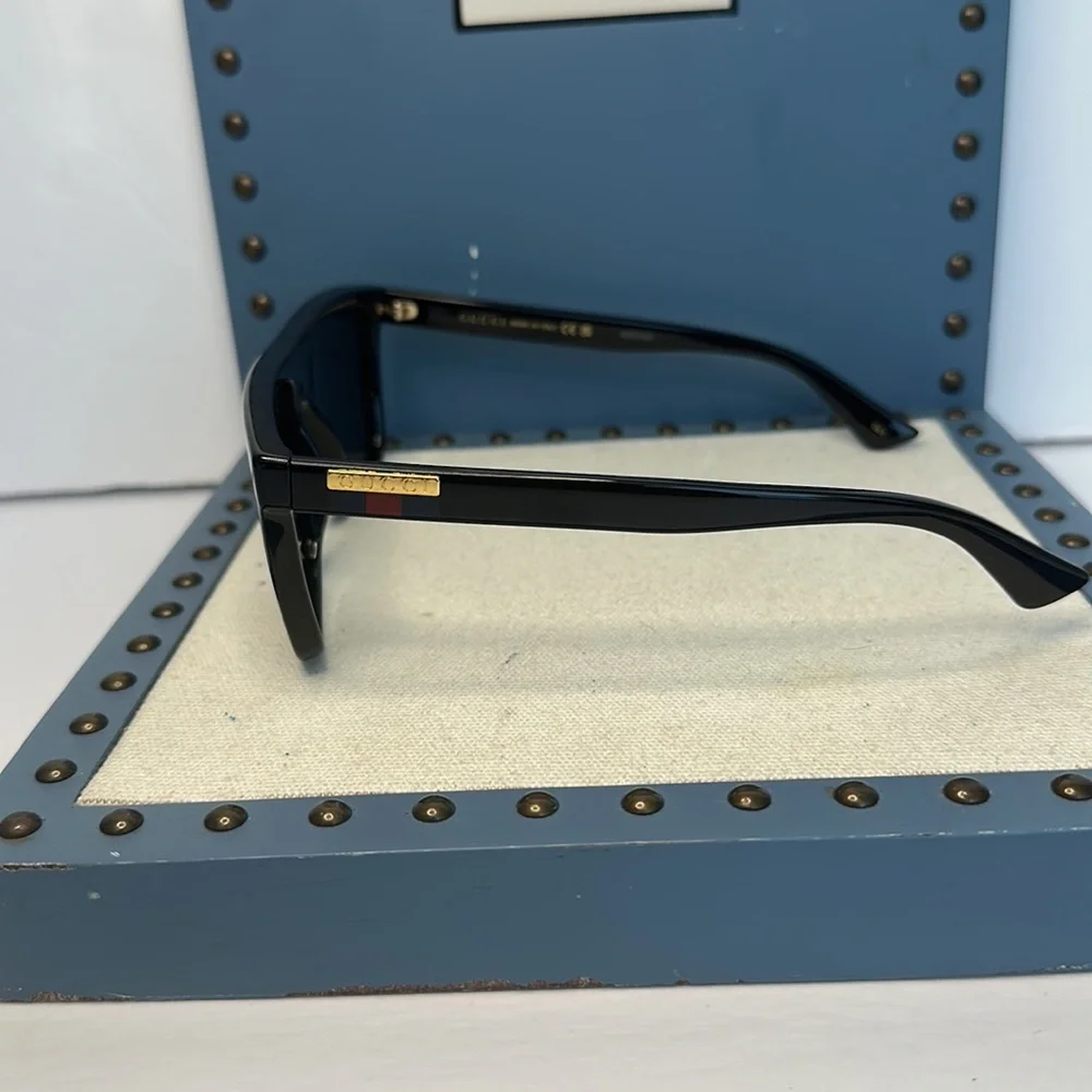 Gucci Eyewear GG0748s 001 oversized square-frame sunglasses